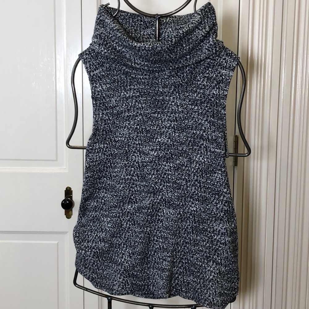 dolan Anthropologie, sleeveless, cotton top